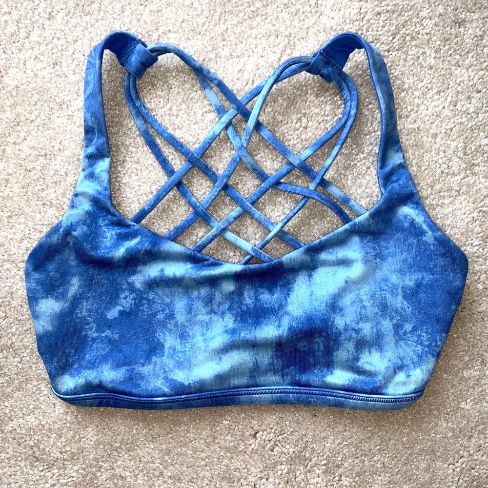 Lululemon Sports bra (size 4)